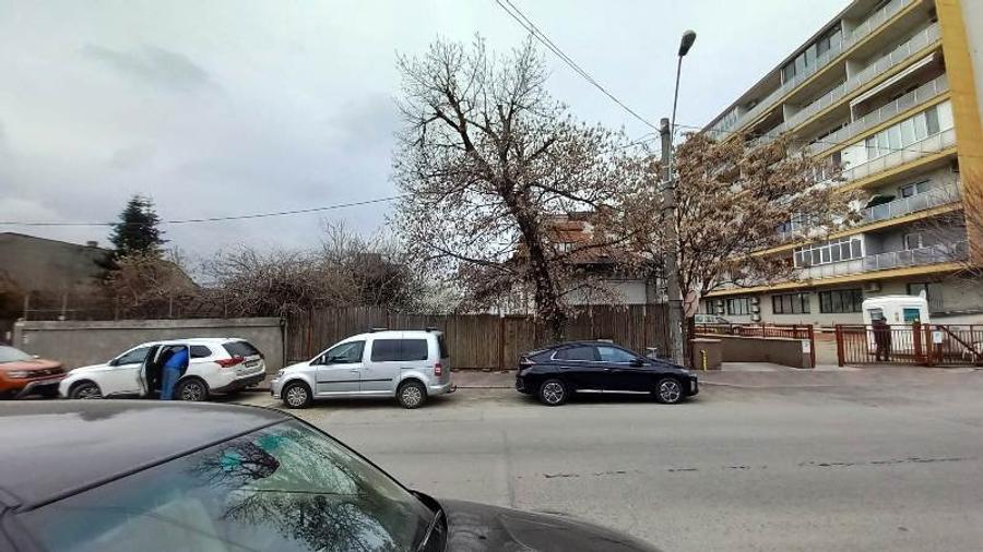 Vitan(Strada Foisorului),1428 mp - 3