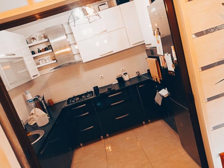 casa / vila Bascov , mobilata / utilata , finisaje moderne ! - 6