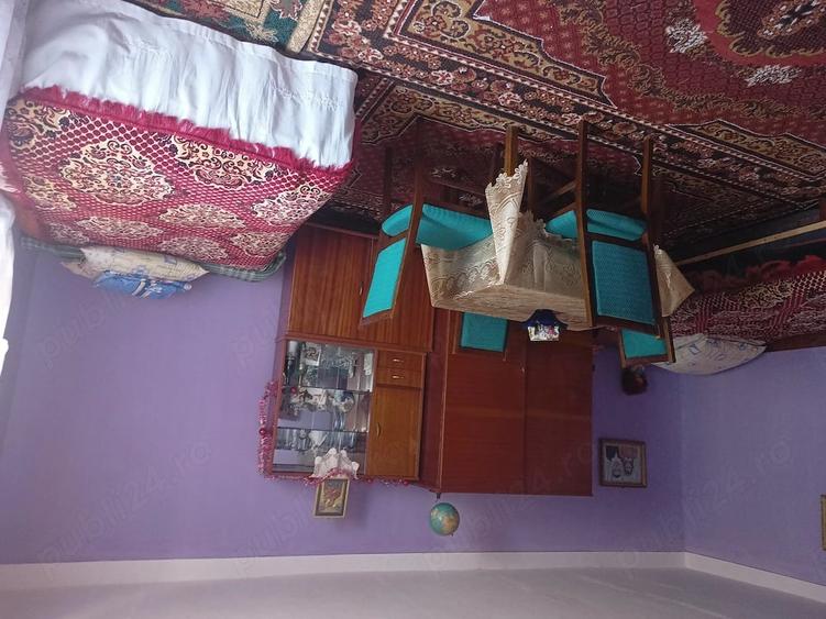 Casă cu 3 camere cu Teren 3500 Mp în Baia