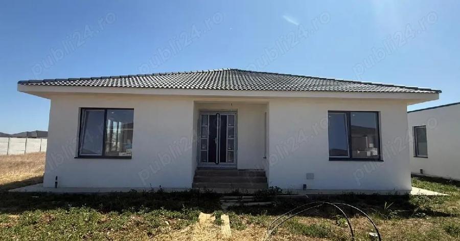 Casa cu trei dormitoare in Sintandrei - 4