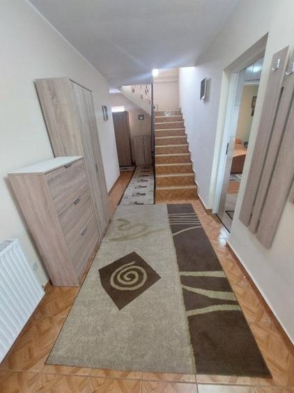 Vila parter si etaj Sendreni - 4