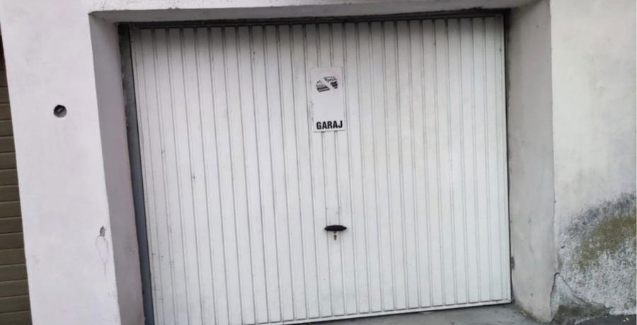 Proprietar,ofer spre inchiriere ap cu 3 camere in Lenjn Sud!+ garaj - 2