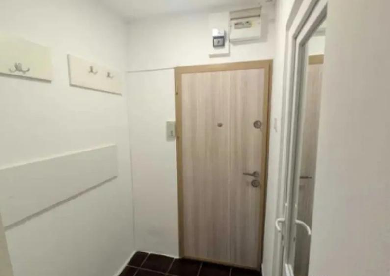 Garsoniera semidecomandata - zona Tractorul - 5