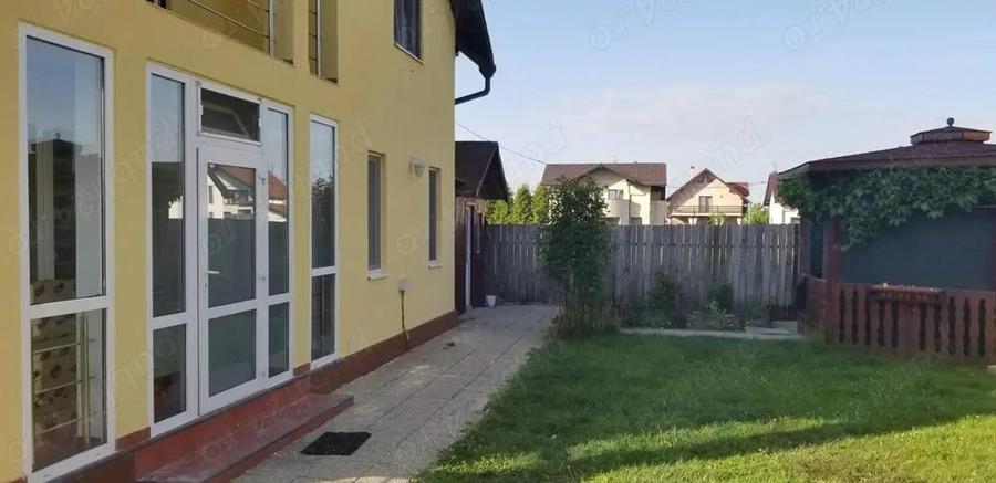 Casa Stupini complet mobilata, curte proprie cu foisor - 6