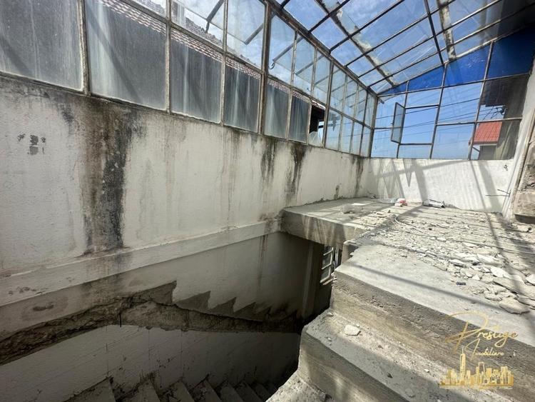 Casa renovabila cu teren generos de 700 mp in zona Garii - Oradea - 26