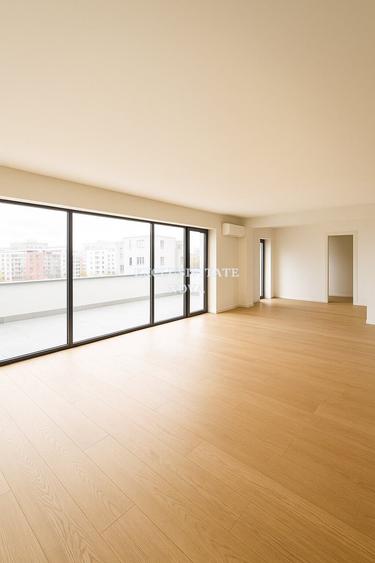 Dacia – Eminescu - Vânzare - Penthouse 3 camere + Terasă panoramică ! - 2