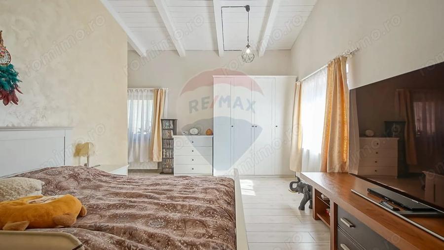 Casă cu Teren 583 Mp în Colonia Bod