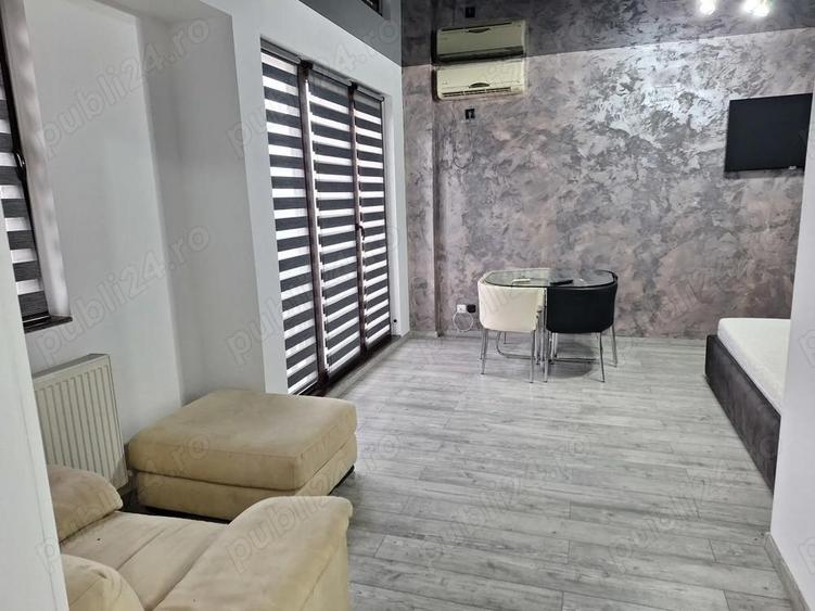 Inchiriez garsoniera LUX in statiunea Mamaia 300 direct proprietarp - 6