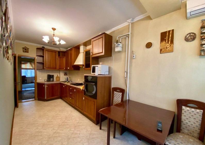 Apartament cu 3 camere in zona Plopilor - 3