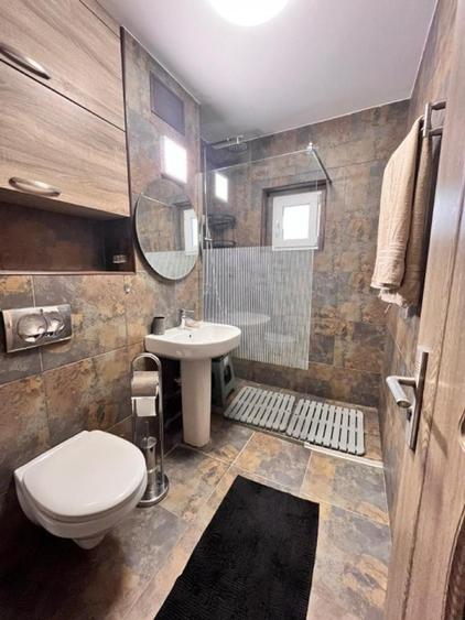 Închiriere 2 Camere Decomandat – Piața Centrală, Galați.  Prima închiriere după  - 14