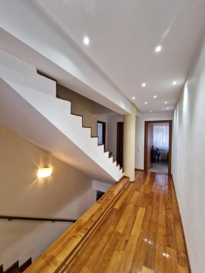 De Vanzare! Vila (S+P+2E) pe Iancu Nicolae - 12