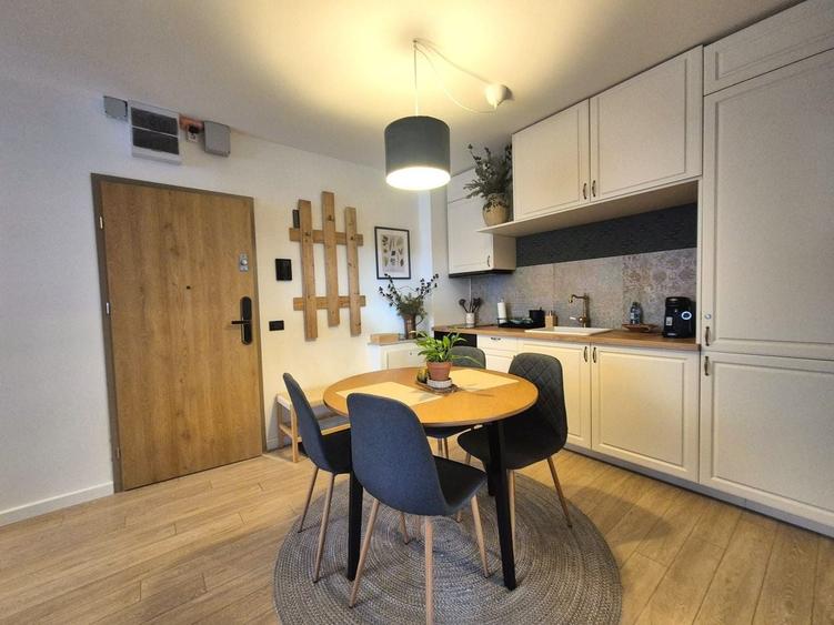 Apartamente în vilă construite în 2024, cu priveliște spre Postăvaru. - 7