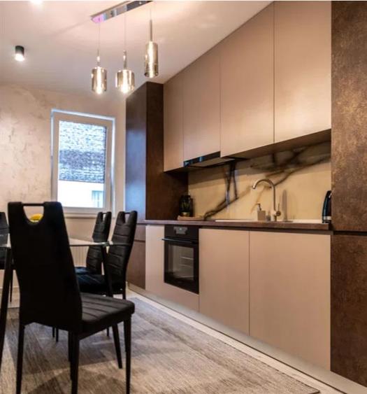 Apartament 2 camere LUX, vedere Coresi Mall - 6