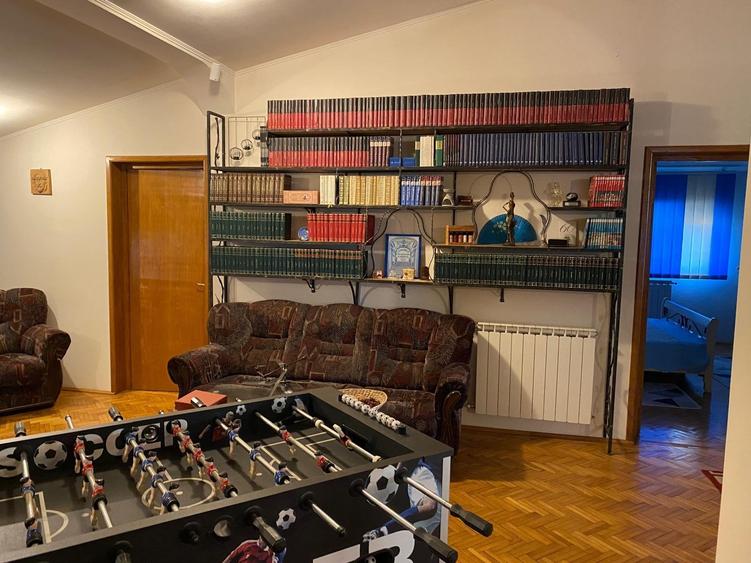 Casă spațioasă în Chiajna- Roșu, ideală pentru rezidențial sau afaceri! - 11