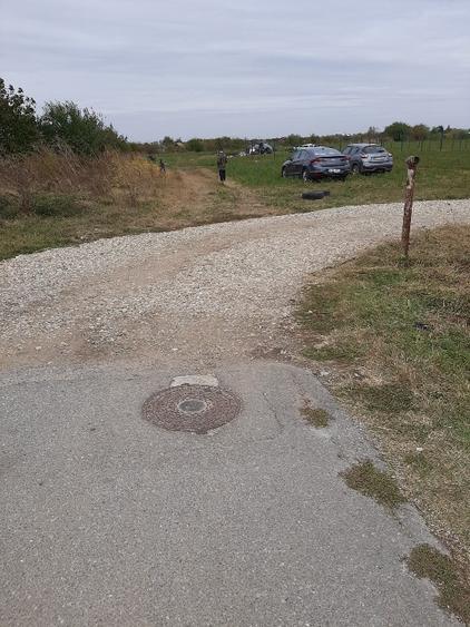 Teren  PERIS- Movila  - 4