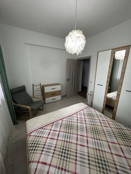 De inchiriat apartament 3 camere - 2