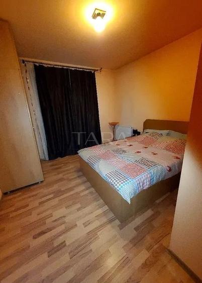 Apartament cu 3 camere semidecomandat, mobilat în Florești