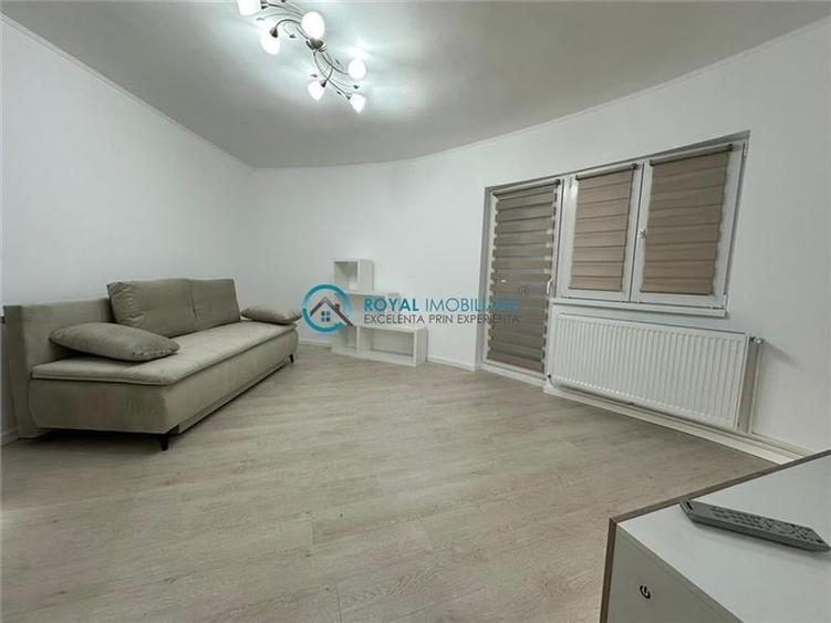 Royal Imobiliare - Inchiriere apartament 2 camere in zona P-ta Mihai Viteazu - 2