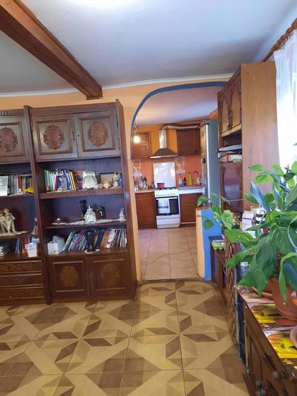 Vand sau schimb casa in localitatea Nojorid - 1