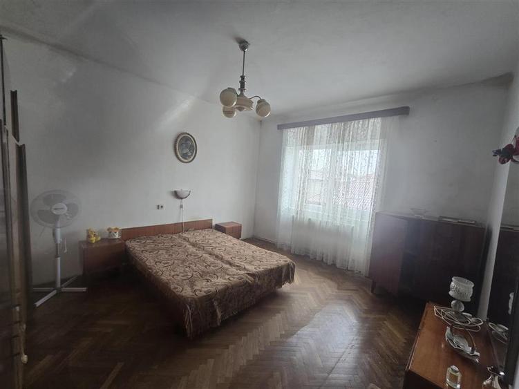 Casa cu etaj tip duplex Cartierul Florilor - 3