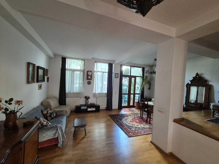 Brancoveanu, parc, vila constructie 2011, 5 camere - 4