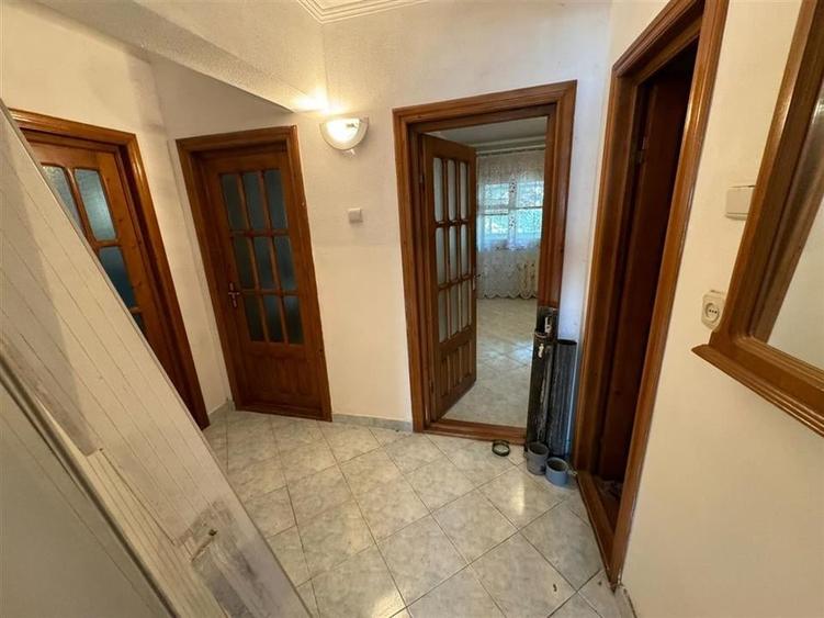 Apartament 3 camere , etaj 1, zona Brailei, suprafata totala 92mp - 13