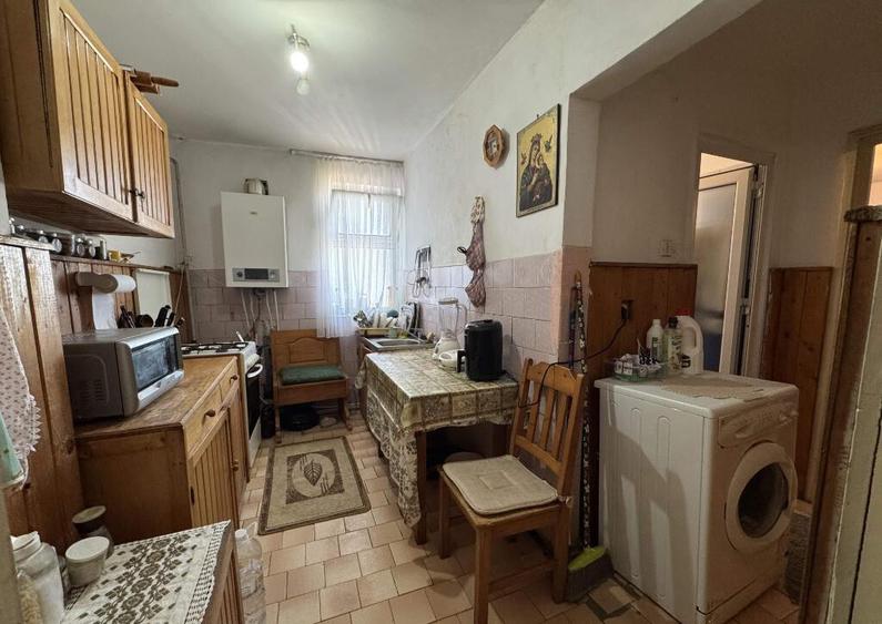 2 cam, 51 mp, etaj 7, fara imbunatatiri, str. Corrnisei - 7