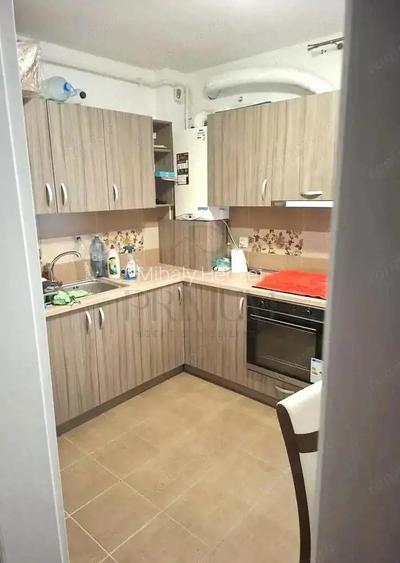 Apartament - Etaj Intermediar - Mobliat si Utilat Complet - Loc de Parcare - Zona Torontal Apartament - Etaj Intermediar - Mobliat si Utilat Complet - Loc de Parcare - Zona Torontal
