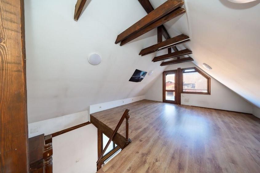 Casa de vanzare Rasnov + Spatiu Comercial | Teren 1062mp - 47