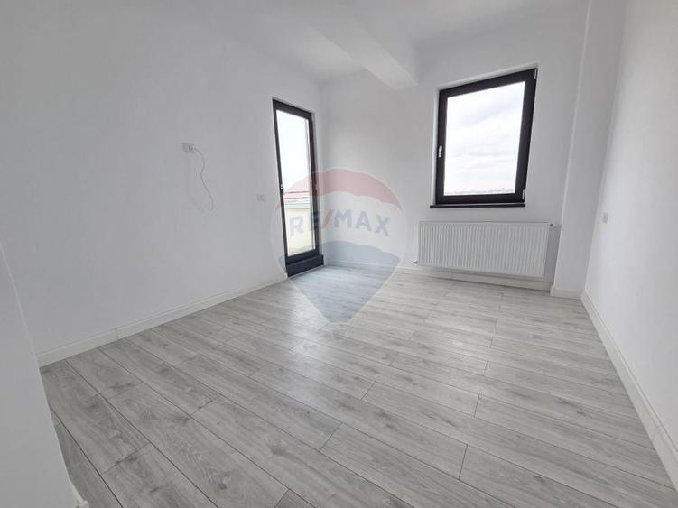 Apartament 3 camere cu terasa, Comision 0% - 4