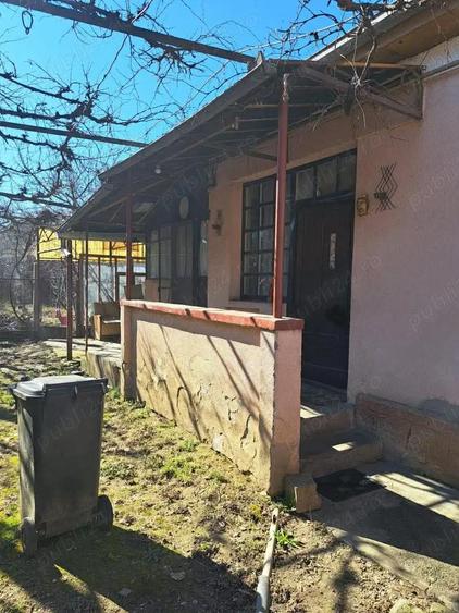 Casa de vanzare 3 camere , zona Titulescu , 80 mp , 5 ARI teren , 110.000 euro neg. - 3