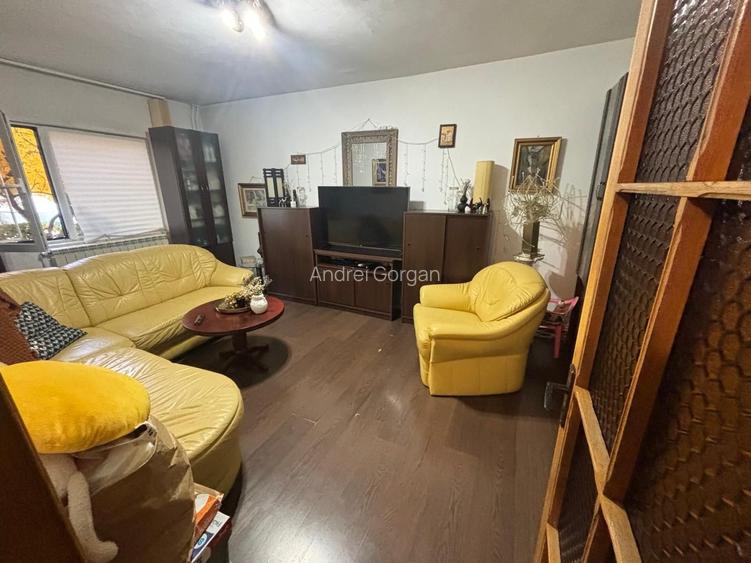 Apartament 4 camere Podul de Fier