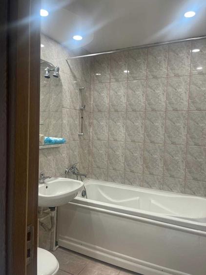 Apartament Semidecomandat - 1