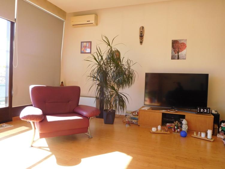 casa spatioasa cu o panorama excelenta - 3