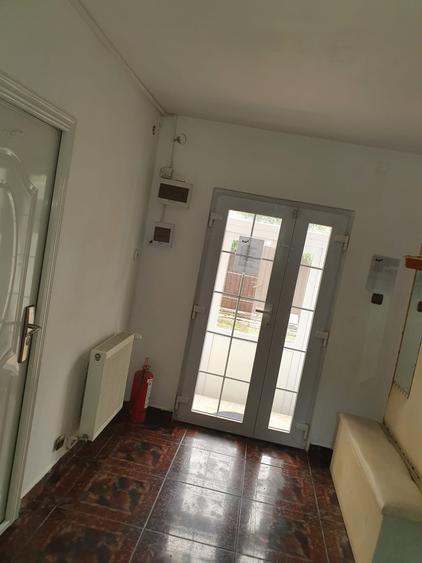 Apartament cu 2 camere decomandat în Mircea cel Bătrân