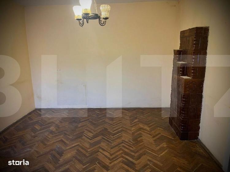 Proprietate de vanzare, 271 mp, zona Subcetate - 1