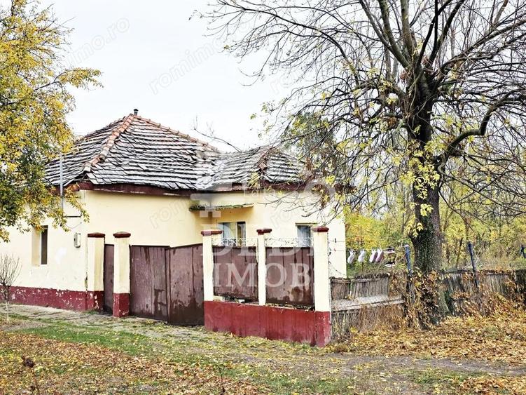 Casa de vanzare cu teren de 1532 mp in satul Berini, Timis