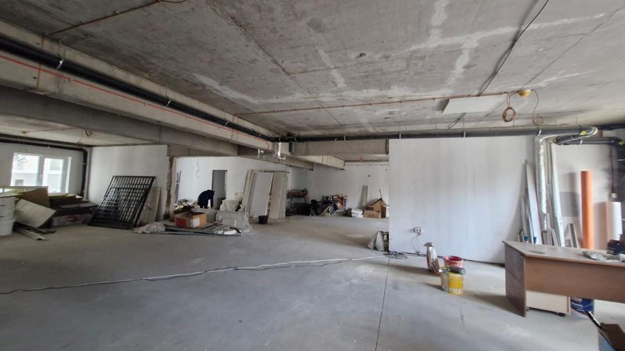 Spatiu comercial/birouri - Sos. Oltenitei  - 195 mp -bloc nou - centrala termica - 4