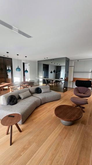 Romana, imobil nou, impecabil, pentru pretentiosi, lux, constructie 2025. - 2