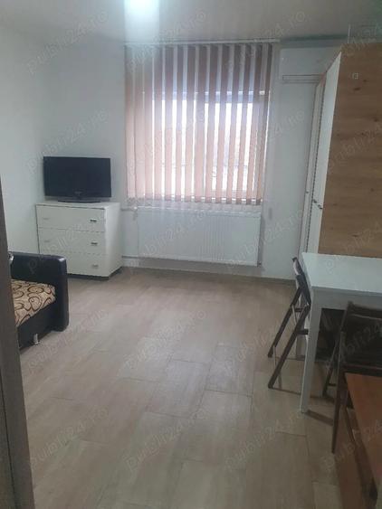 Inchiriez garsoniera - 1