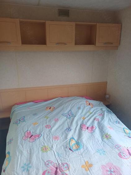 De vanzare casa pe roti , 3 dormitoare , 2 bai, living si bucatarie, mobilat utilat , pre? 21800 E - 6