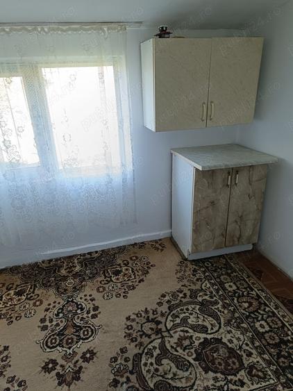 Inchiriez casa batraneasca - 2