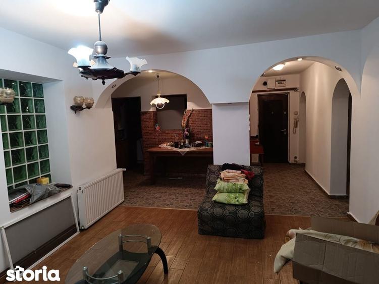 Apartament 4 camere decomandat,zona Rond,Bld.Carol I,100,6mp,2/4,CT/AC - 1