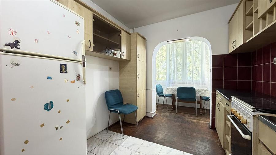 Apartament cu 2 camere decomandat în Iosia