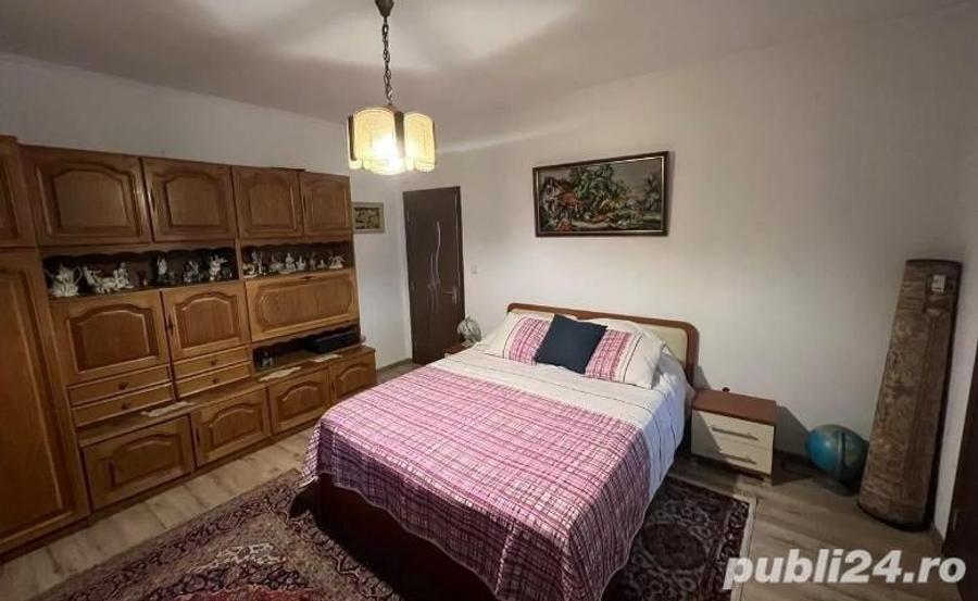 Casă cu 6 camere în Turda