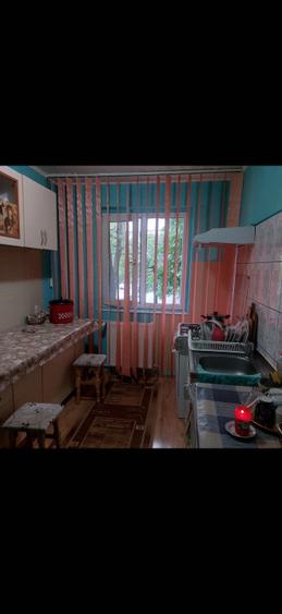 Apartament cu 2 camere semidecomandat în Primăverii