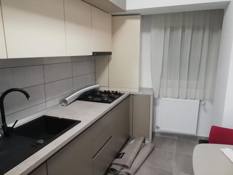 Apartament cu 2 camere decomandat în Tătărași