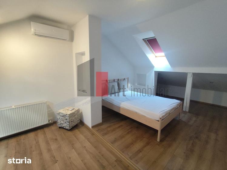 Casă cu 7 camere cu Teren 629 Mp în Central
