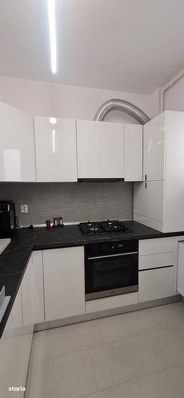 Apartament cu 2 camere decomandat în Străulești