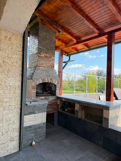 Casă individuală cu 5 camere cu Piscina în Corbeanca